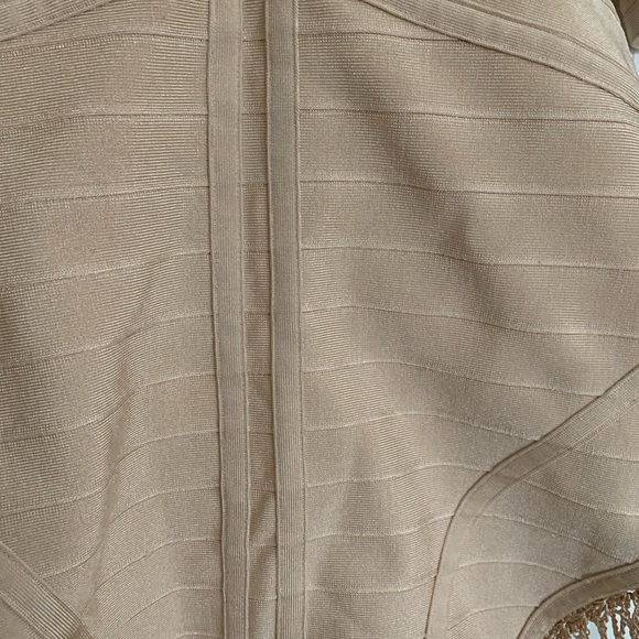 Gold Label couture beige bodycon cutout dress size Medium - Picture 8 of 10
